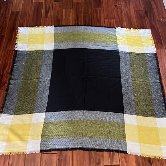 Set of 2 Oversized  Blanket Scarves - Picture 4 of 5